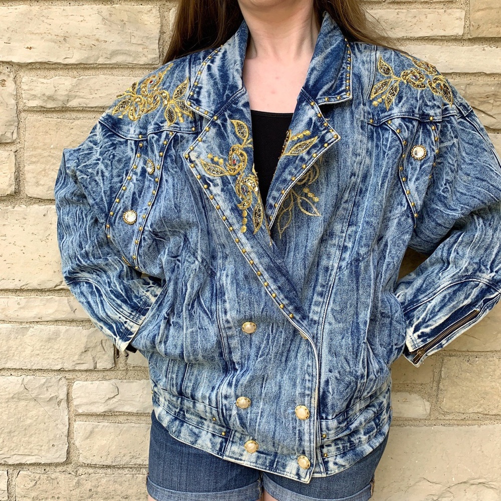 VTG 1980s Acid Wash Embroidered Bead Denim Jacket